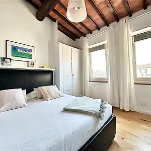  Appartamento Warm Retreat In The Heart Of Cls Station
